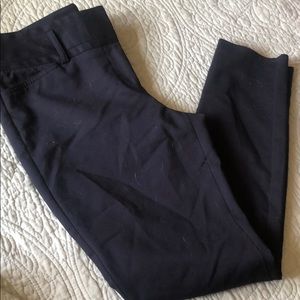 Skinny leg black dress pants size 6